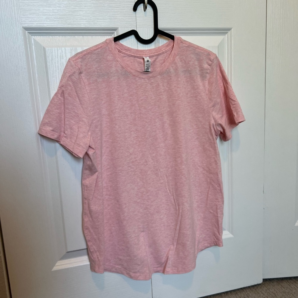 Lululemon t shirt